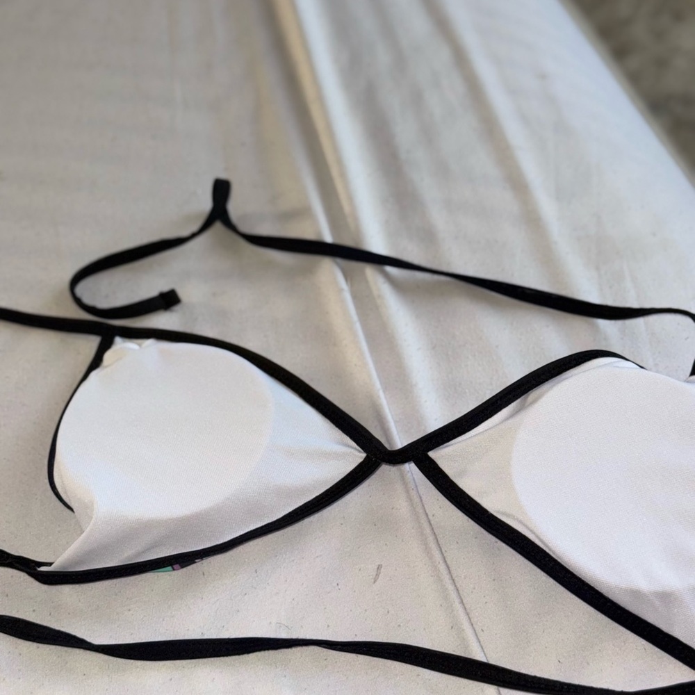 Colorful Patterned Bikini Set - Picture 3 of 10